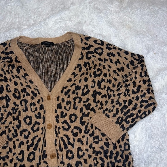 J. Crew Leopard Print Cardigan Sweater size Medium Animal Print Oversized - Picture 1 of 5